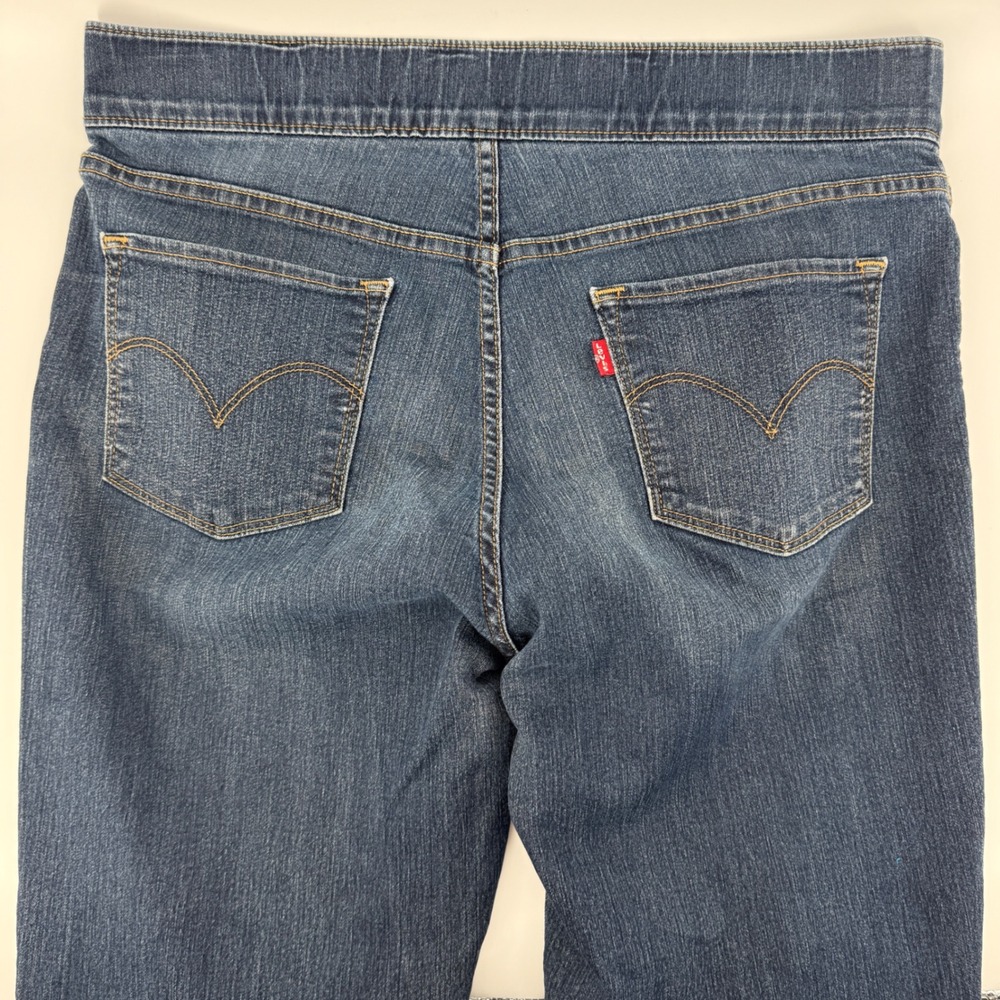 Levi Strauss Women 12 Dark Wash Pull On Skinny Jeans W31 L32